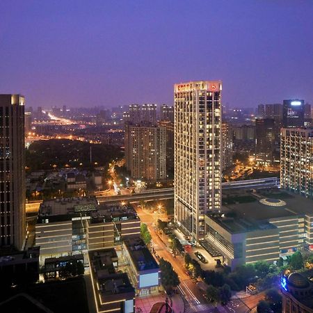 Sheraton Grand Wuhan Hankou Hotel Bagian luar foto