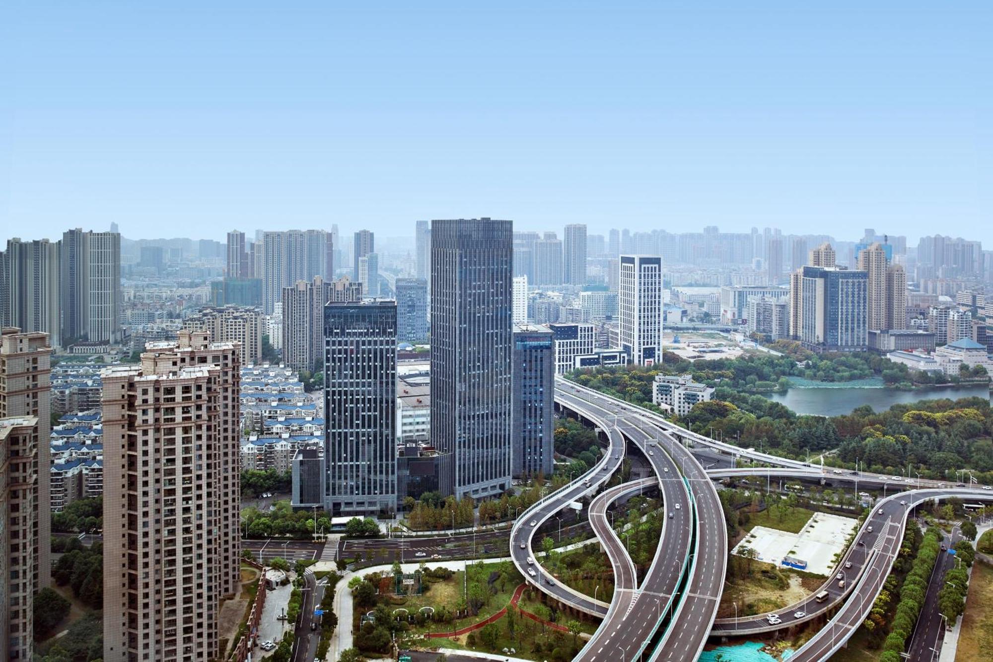 Sheraton Grand Wuhan Hankou Hotel Bagian luar foto