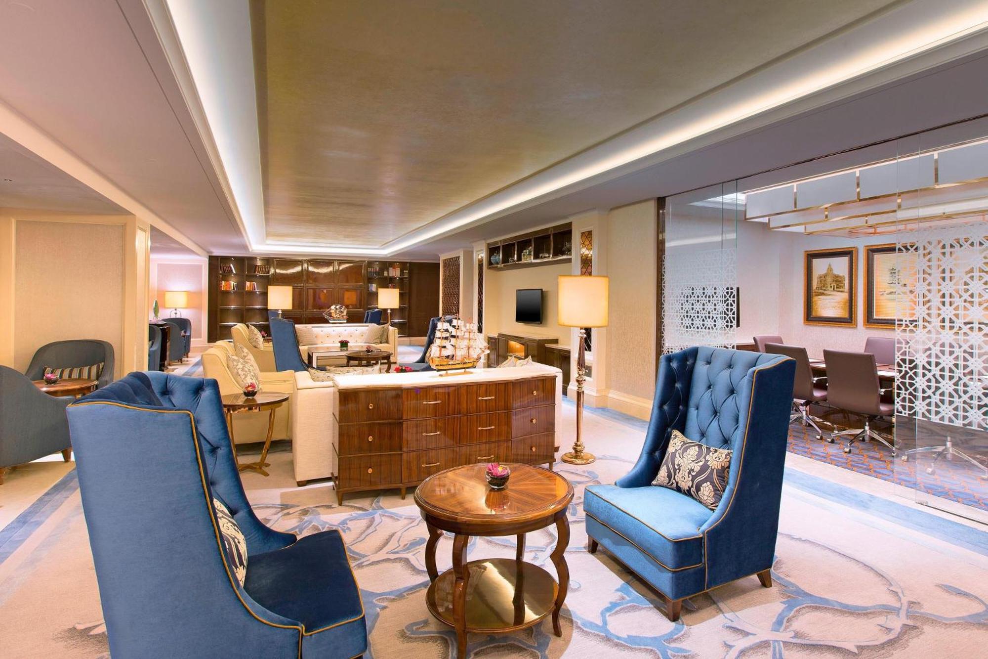 Sheraton Grand Wuhan Hankou Hotel Bagian luar foto