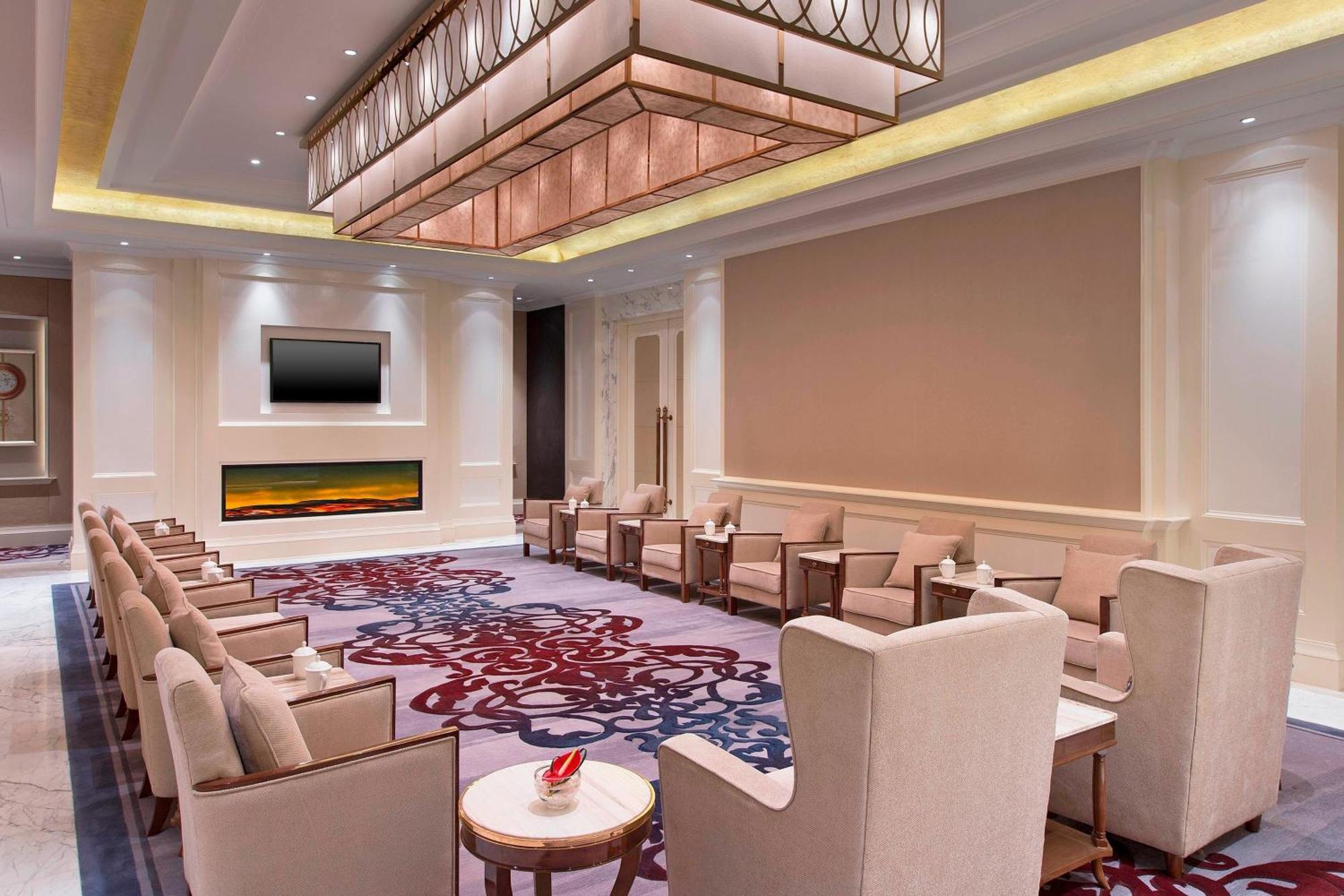 Sheraton Grand Wuhan Hankou Hotel Bagian luar foto