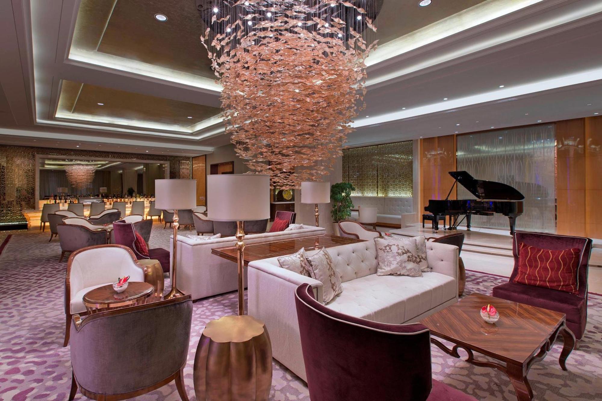 Sheraton Grand Wuhan Hankou Hotel Bagian luar foto