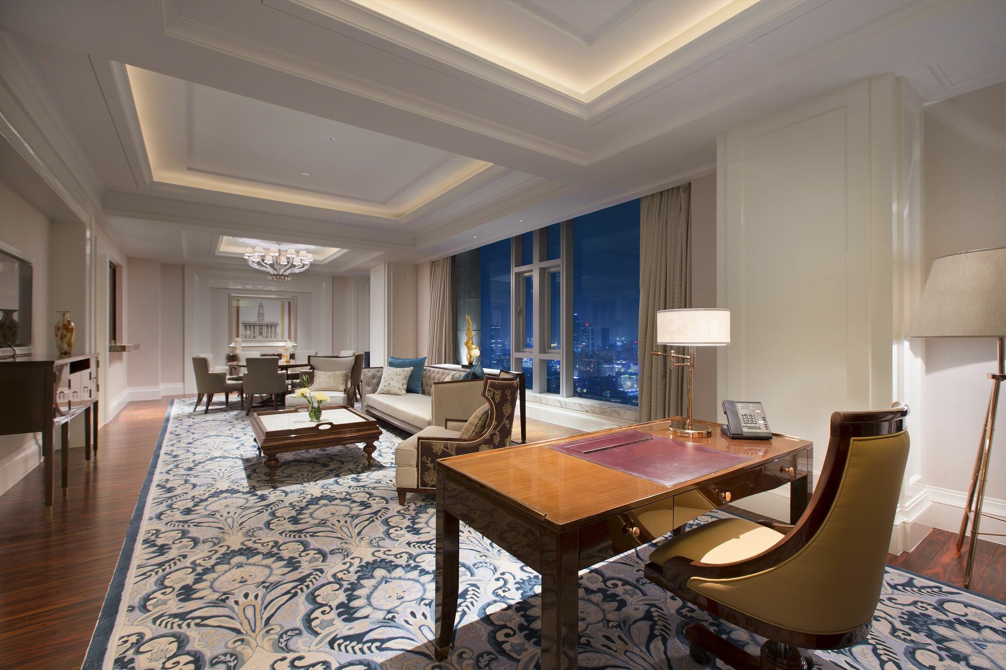 Sheraton Grand Wuhan Hankou Hotel Bagian luar foto